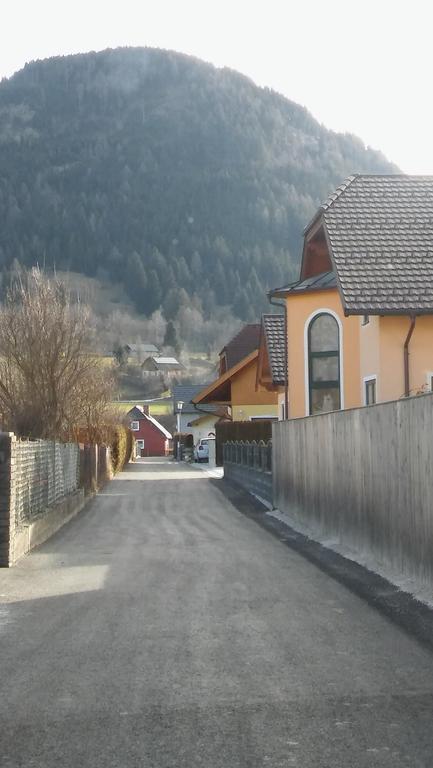 Ferienhaus Tuechler Tamsweg Esterno foto